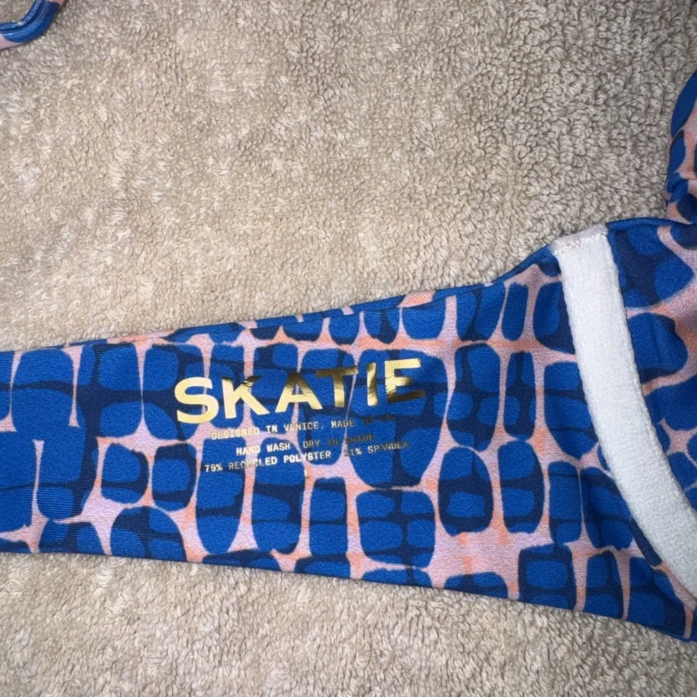 SKATIE - Croc Patterned Bikini Set - Picture 5 of 16